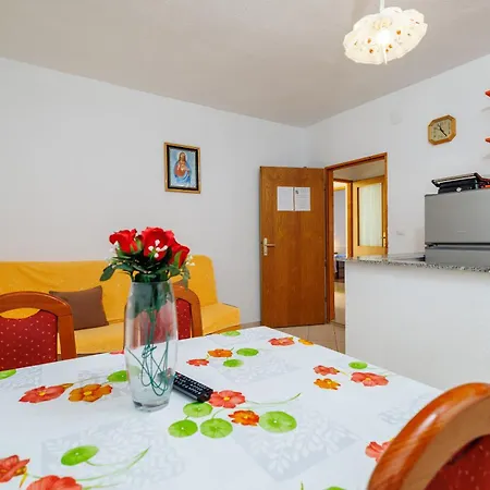 Apartment Dalibor Lukovo Sugarje Exterior photo
