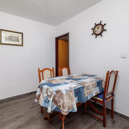 Apartment Dalibor Lukovo Sugarje Exterior photo